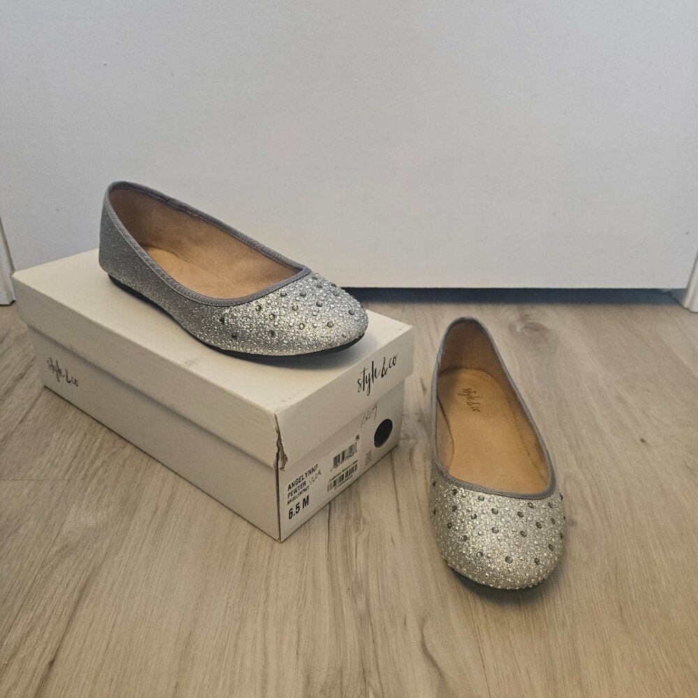 Style & Co Silver Flats Ballet Slip On Shoes Embellished Women’s Sz 6.5 M